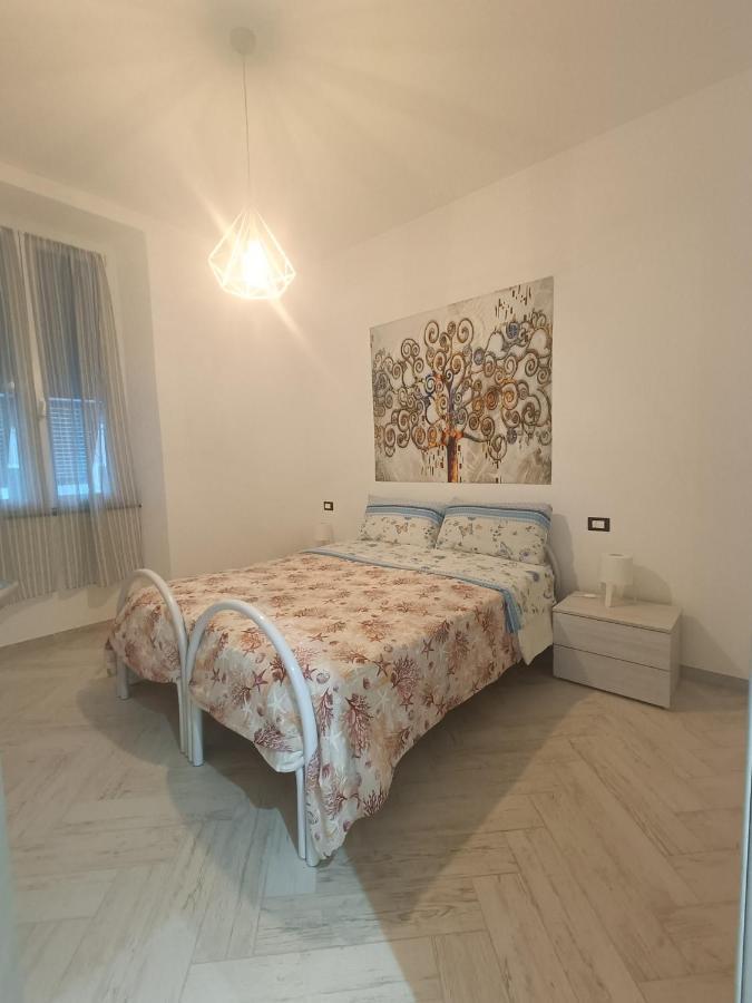 Casa Vacanze Via Nizza 57 Zinola-Wifi Savona Exteriér fotografie